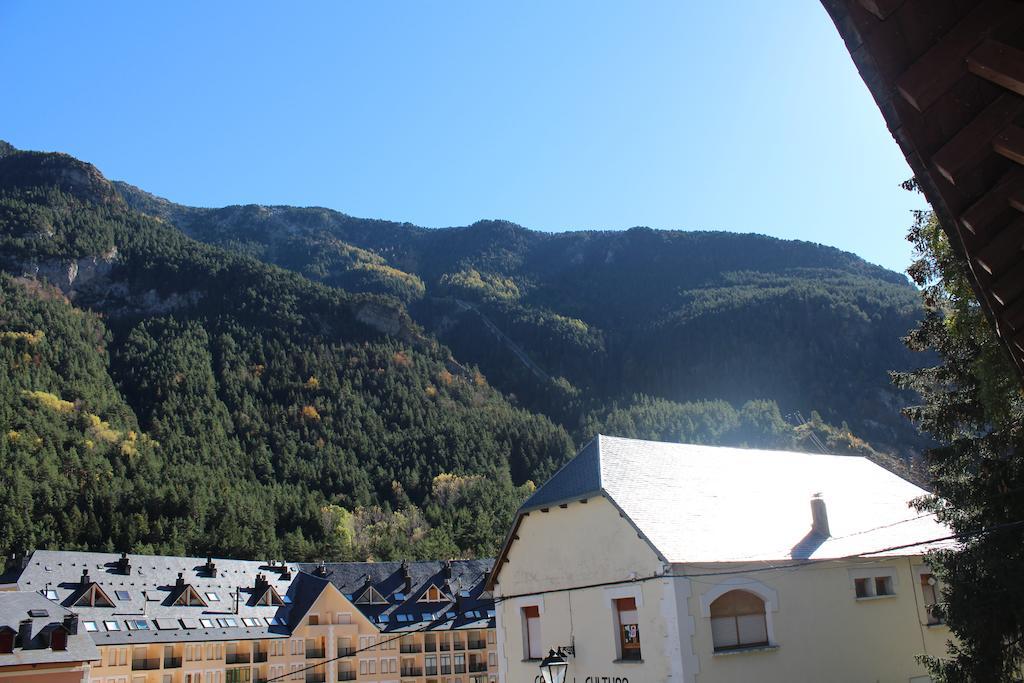 Albergue de Canfranc Estación Habitación foto